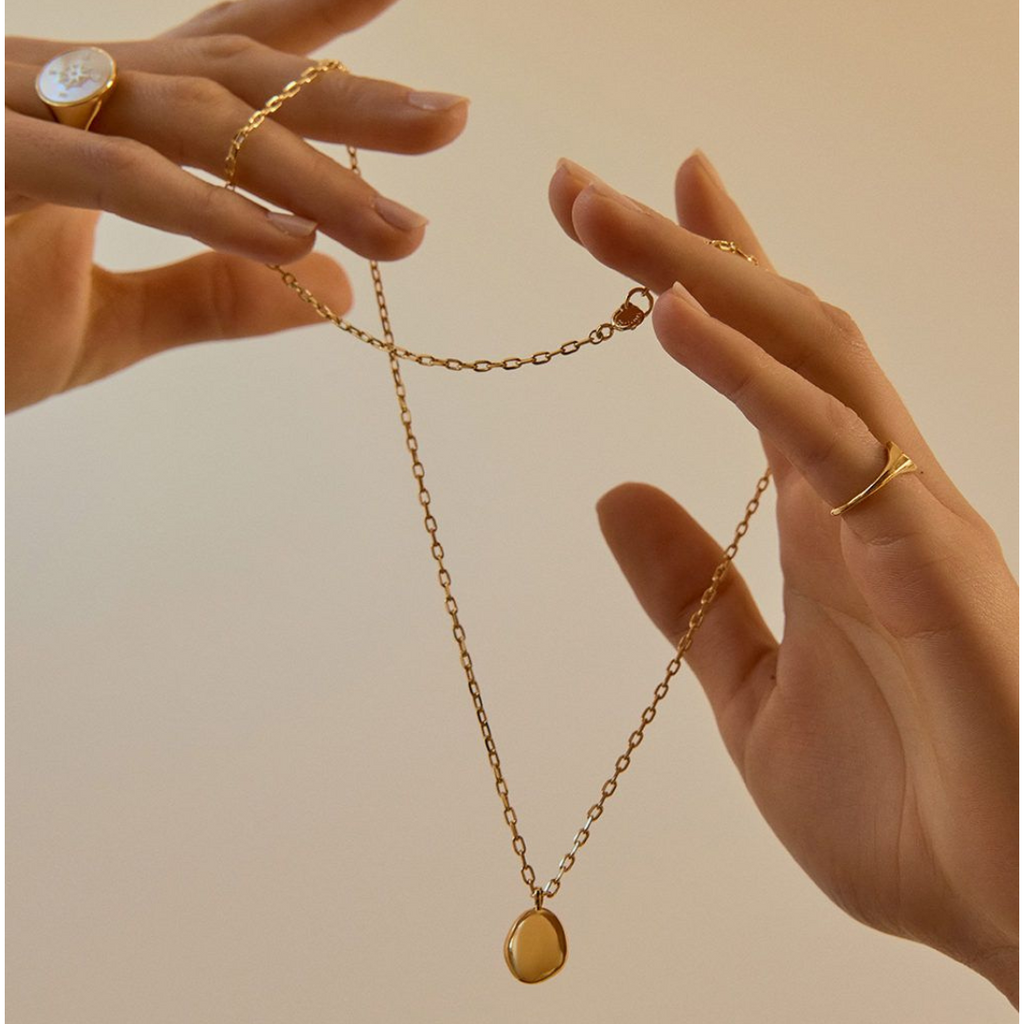 How to Care for Your Silver Jewellery – A Yishasilverr Guide